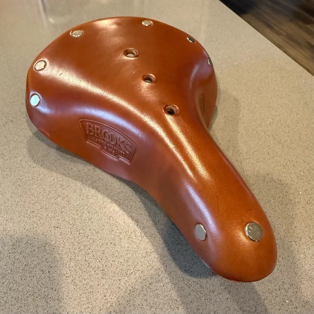 Brooks Honey Leather Bicycle Saddle - Picture 6 of 9
